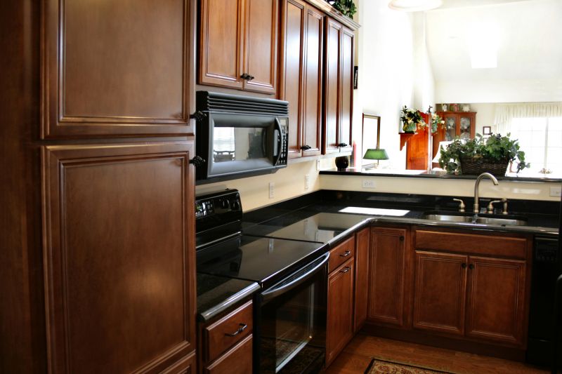 Cabinet Staining Service